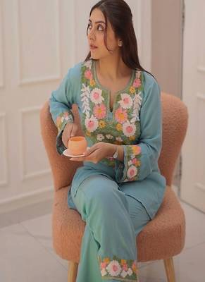 Floral embroidered  cotton keyhole neck blue co ord set 3