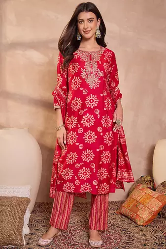 Women pink cotton blend floral printed straight kurta trouser with dupatta