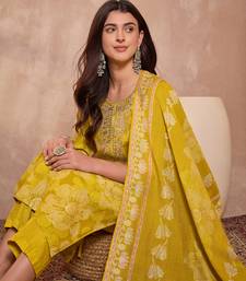 Women yellow  floral printed straight kurta trouser with dupatta