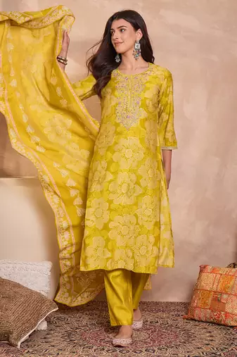Women yellow  floral printed straight kurta trouser with dupatta