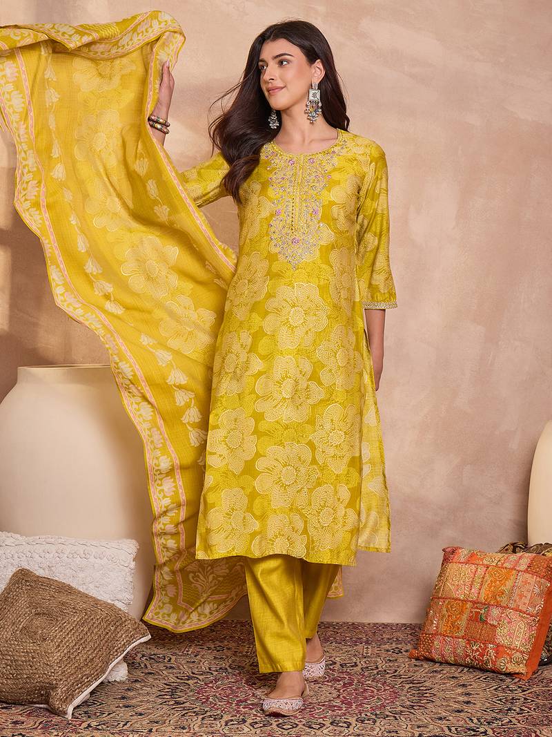 Women yellow  floral printed straight kurta trouser with dupatta