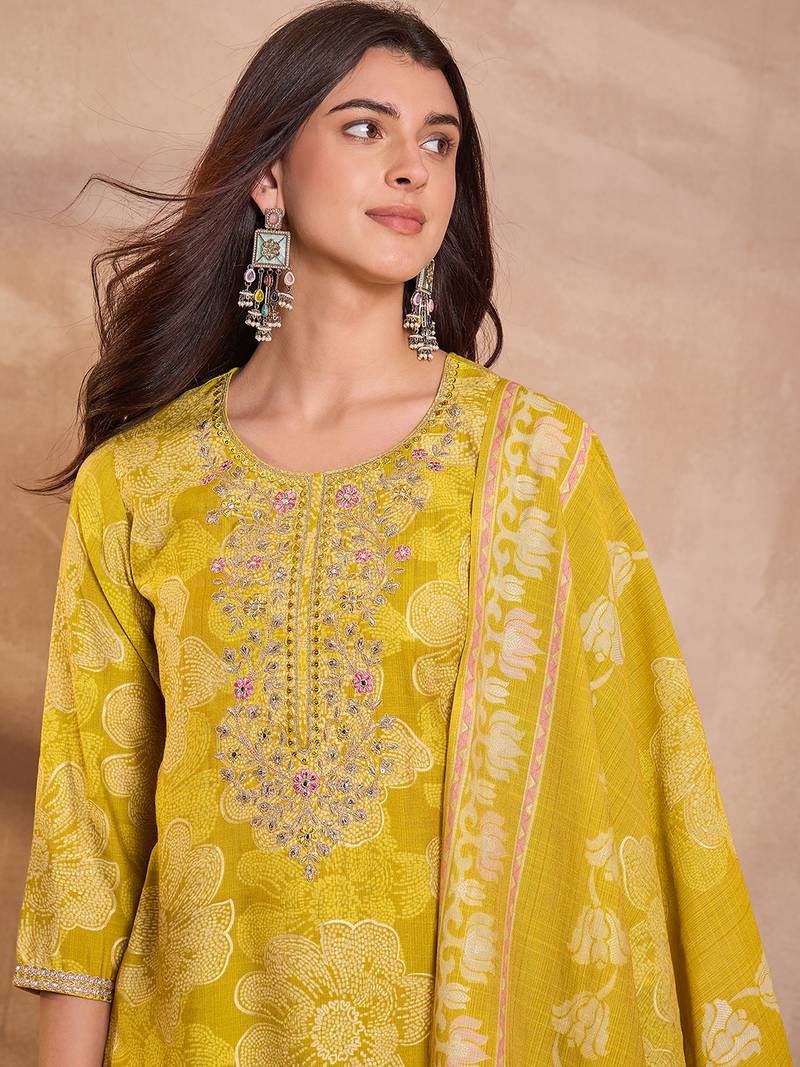 Women yellow  floral printed straight kurta trouser with dupatta
