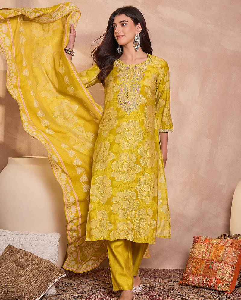 Women yellow  floral printed straight kurta trouser with dupatta