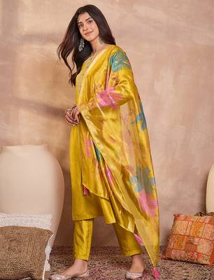 Women yellow silk blend solid embroidered straight kurta trouser with dupatta 3