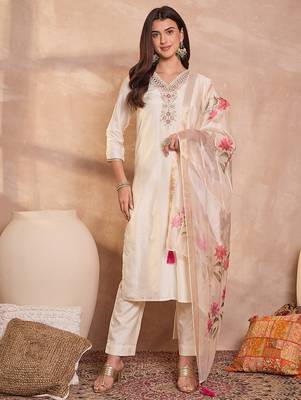 Women off white silk blend solid embroidered straight kurta trouser with dupatta 5