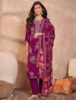 Women purple silk blend floral printed straight kurta trouser with dupatta 1