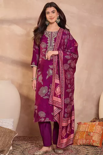 Women purple silk blend floral printed straight kurta trouser with dupatta