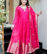 Floral embroidered silk v neck pink kurta trouser & dupatta set