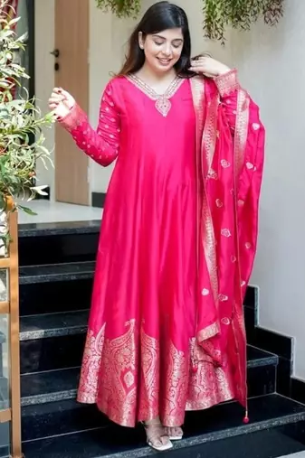 Floral embroidered silk blend v neck pink kurta trouser & dupatta set