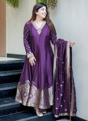 Floral embroidered silk blend v neck blue kurta trouser & dupatta set 1