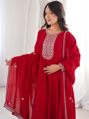 Engaging Red Zari Work Silk Reception Wear Gown With Dupatta 7
