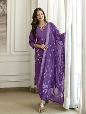 PurpleSilk blend  Beads Embroidery Sequence Work Kurta Pant with Dupatta 3
