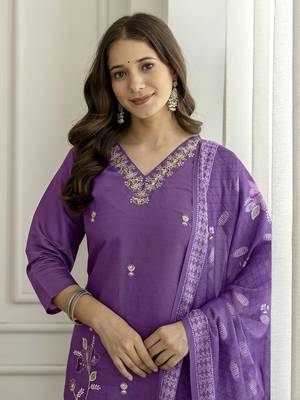 PurpleSilk blend  Beads Embroidery Sequence Work Kurta Pant with Dupatta 4