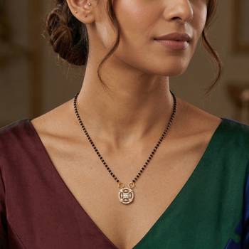 Brass gold moissanite diamond small mangalsutra for women 3