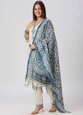 White khadi cotton kurti pant dupatta set 2