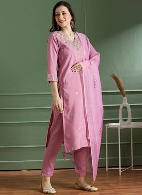 Light pink rayon kurti pant dupatta set 2