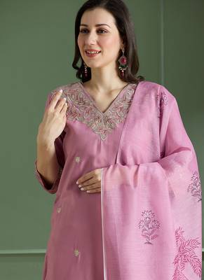 Light pink rayon kurti pant dupatta set 3