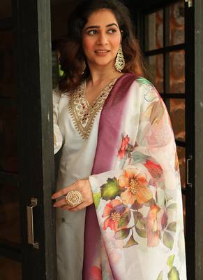 White roman silk kurti pant dupatta set 3