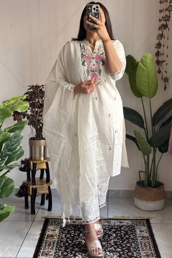 White khadi cotton kurti pant dupatta set