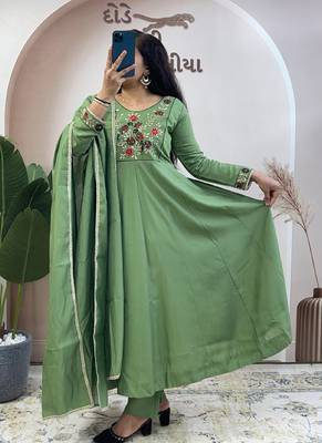 Green pure roman chanderi silk anarkali suit with dupatta 1