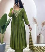 Green pure mul chanderi anarkali suit dupatta