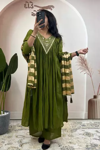 Green pure mul chanderi anarkali suit dupatta