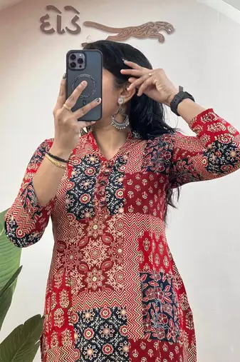 Maroon pure soft rayon cotton kurti with pant