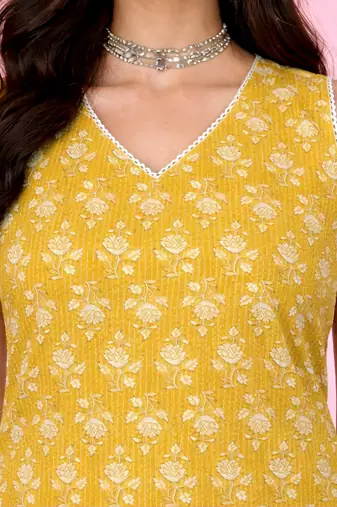 Vastramay women's yellow kantha work geometric print cambric cotton kurta
