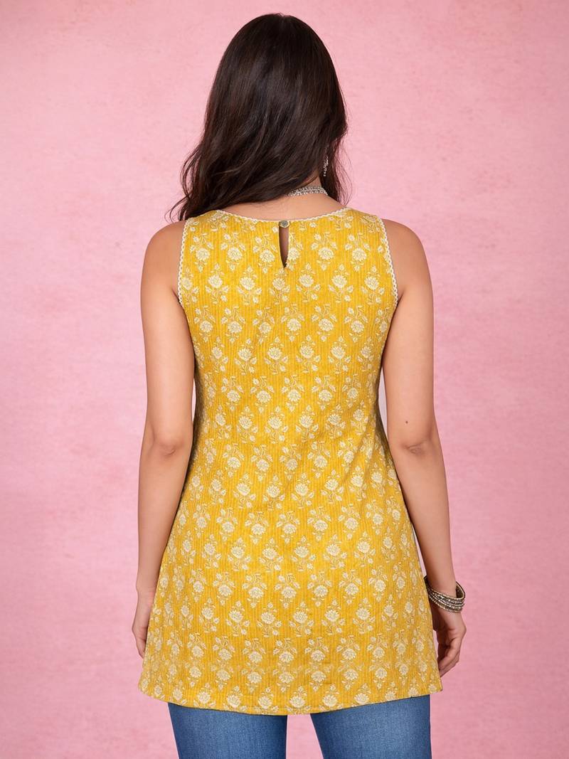 Vastramay women's yellow kantha work geometric print cambric cotton kurta