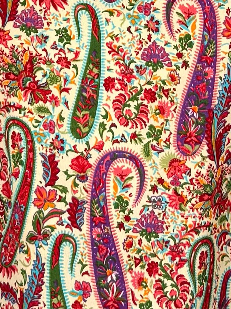 Vastramay womens cream paisley digital print crepe straight kurta