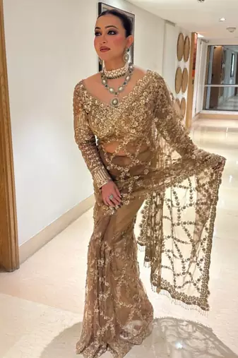 New Beautiful sequins and Zari Embroidery Work Soft Net Fabric Women's Saree With Blouse Set 