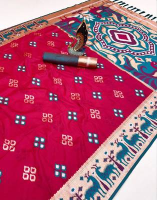 Pink soft saree with zari weawing meenakari rich pallu and unique ikkat border 2