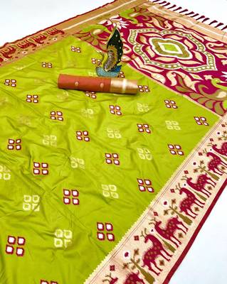 Green soft saree with zari weawing meenakari rich pallu and unique ikkat border 3