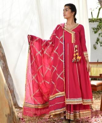 Magenta mulmul rani atrangi anarkali set 1