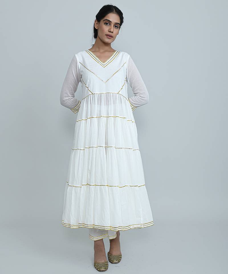 White mulmul shwet faiza