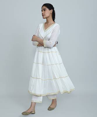 White mulmul shwet faiza 2