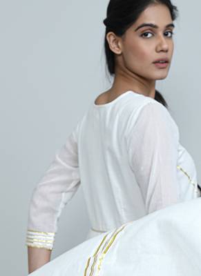 White mulmul shwet faiza 3