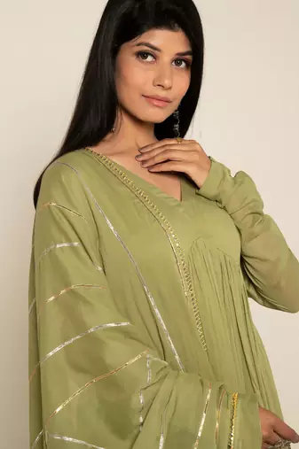 Pista mulmul harit taani anarkali suit