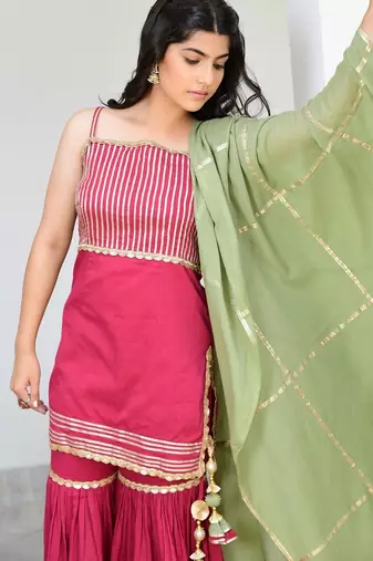 Rose pink mulmul gulab sohini sharara set