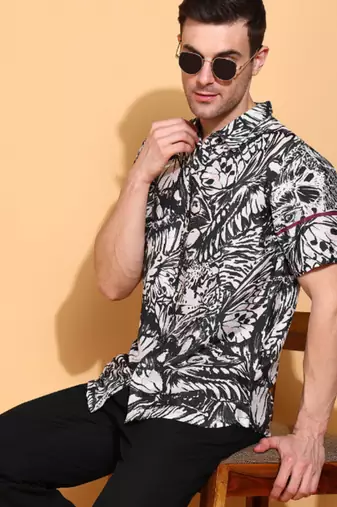  men's polyester floral printed regular shirt (black)