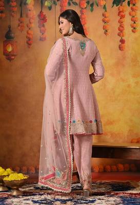 Pink banarasi embroidered kurta set 2