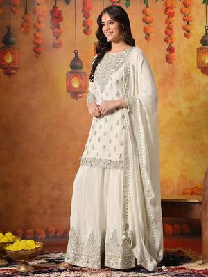 Cream chiffon embroidered lehenga set 4