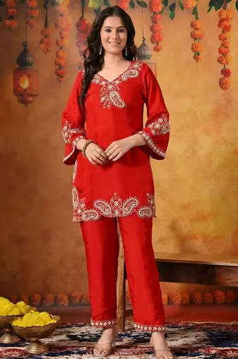 Red silk embroidered kurti set