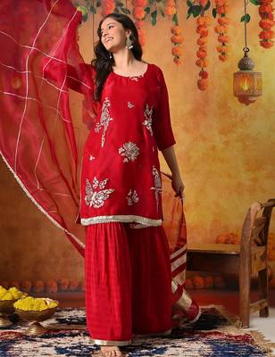 Pink tissue embroidered gharara set 4