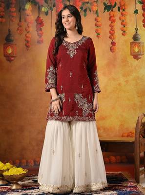 Maroon tissue embroidered gharara set 3