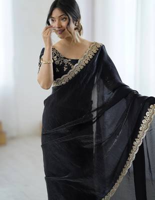 Black georgette embriodered lace saree with embriodered blouse piece. 3