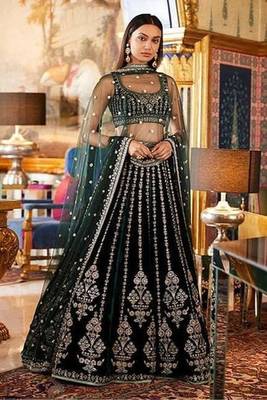 Dark Green Heavy Embroidered Lehenga 4