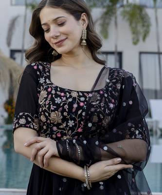  black georgette anarkali gown with floral embroidered yoke & dupatta 5