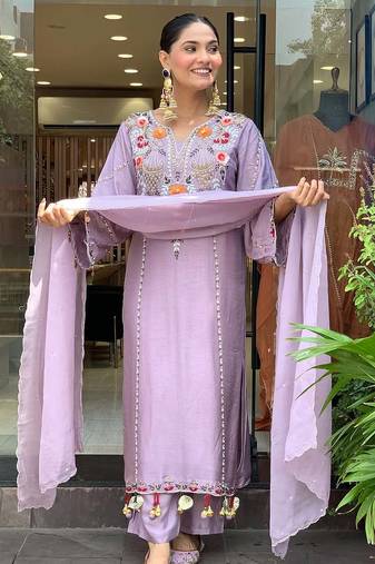 Elegant lavender chanderi  kurta pant set with floral embroidery & dupatta