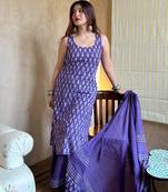 Women's purple rayon printed straight kurti set with dupatta & palazzo